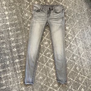 Buckle Black Gray Skinny Jeans